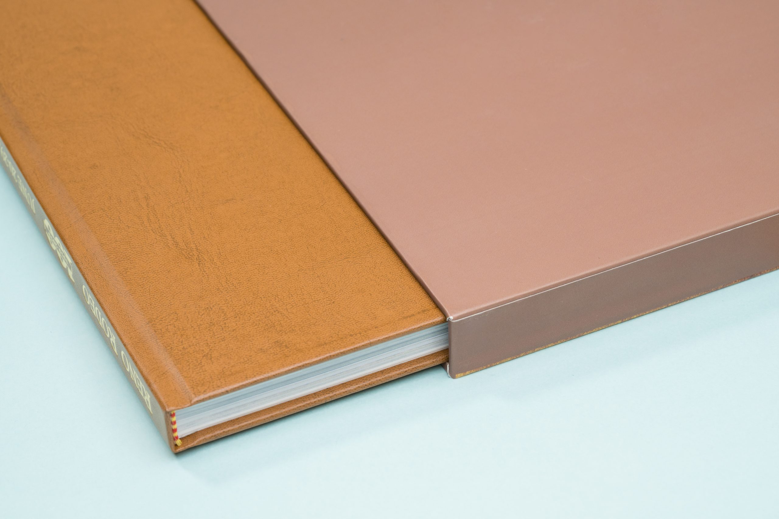 Hardcover vs Paperback: Best Book Option?