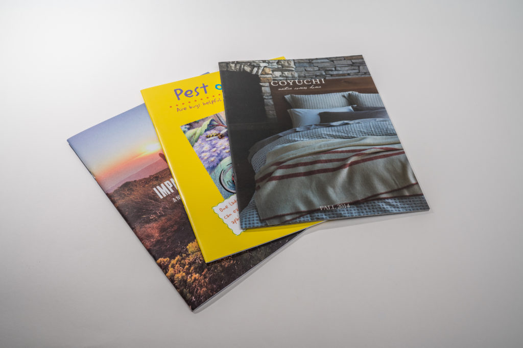 Stack of 3 magazines